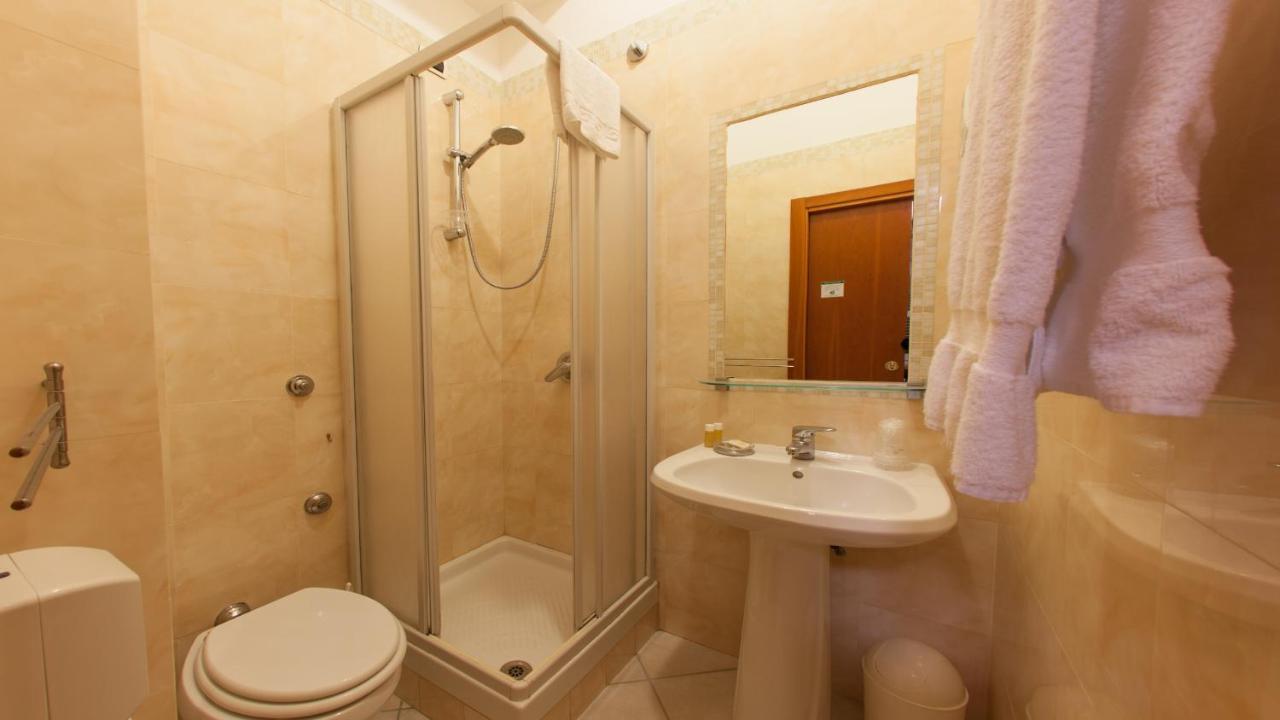 Dama Private Rooms Рим Экстерьер фото