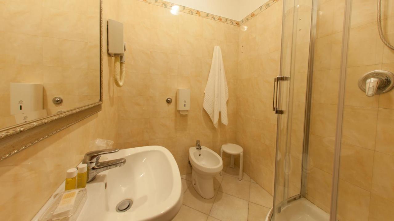 Dama Private Rooms Рим Экстерьер фото